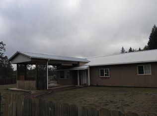 6470 W Side Rd, Cave Junction, OR 97523