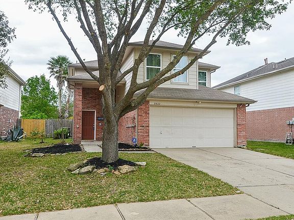 2nd image of 21622 Knightsbrook Ln