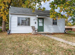 849 S Illinois St, Decatur, IL 62521