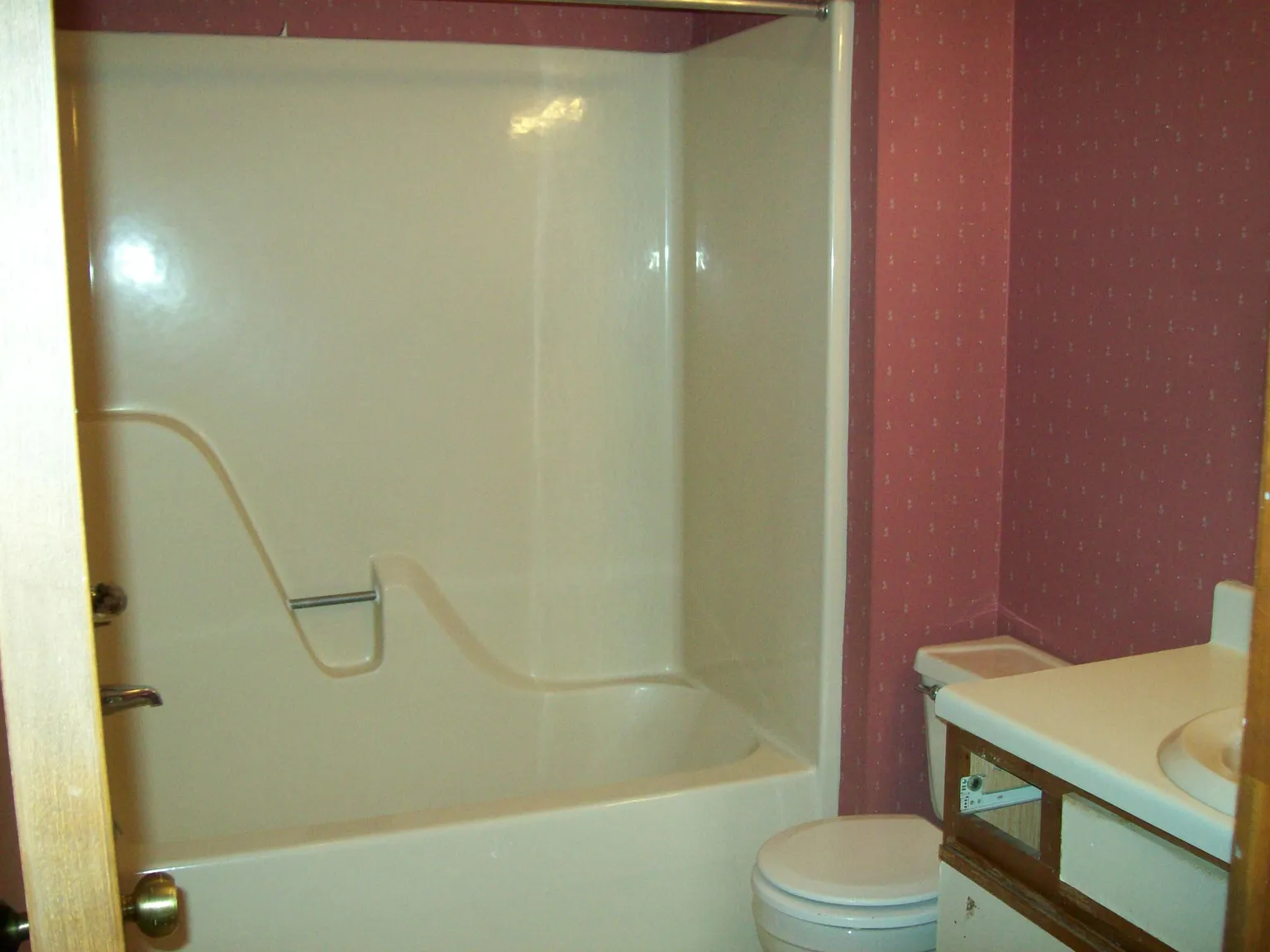 2 bed, 1.5 bath, 800 sqft, $1,100 — Photo 4