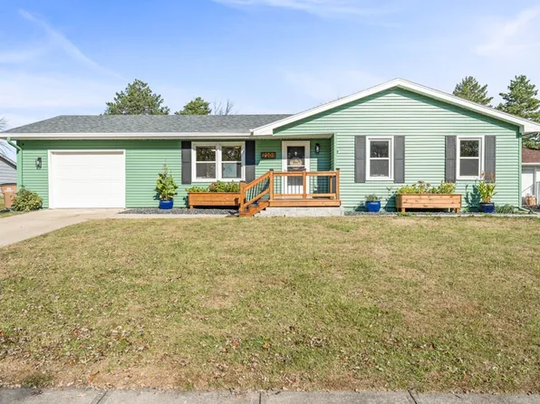 2205 2nd St SW, Altoona, IA 50009