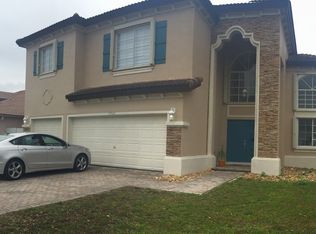 15562 SW 15th Ter, Miami, FL 33194