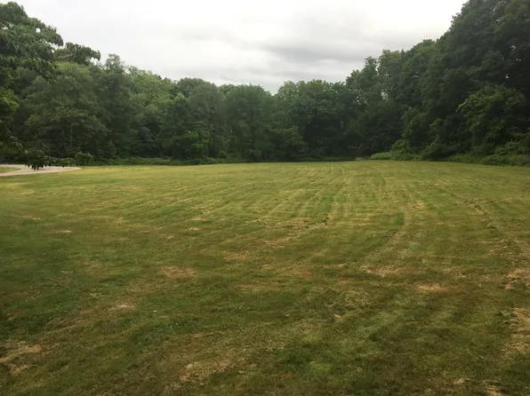 1365 Aspen Rd, Shrub Oak, NY 10588