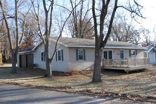 1st image of 400 Breezy Point Dr