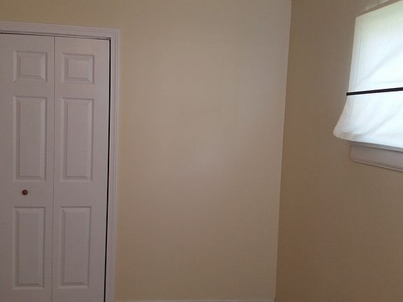 Front bedroom 