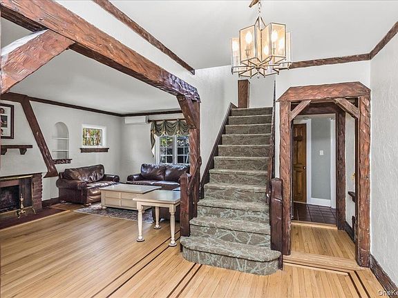 3rd image of 340 Princeton Road