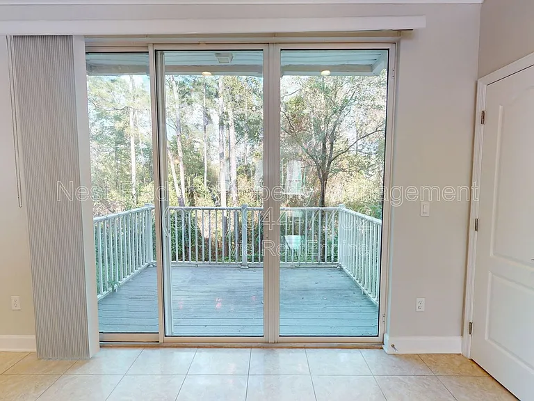 4421 Ellipse Dr — Photo 6