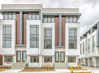 38 AB Churchill Ave, Toronto, ON M2N1Y7