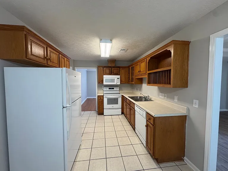 7002 Oak Side Ct — Photo 8