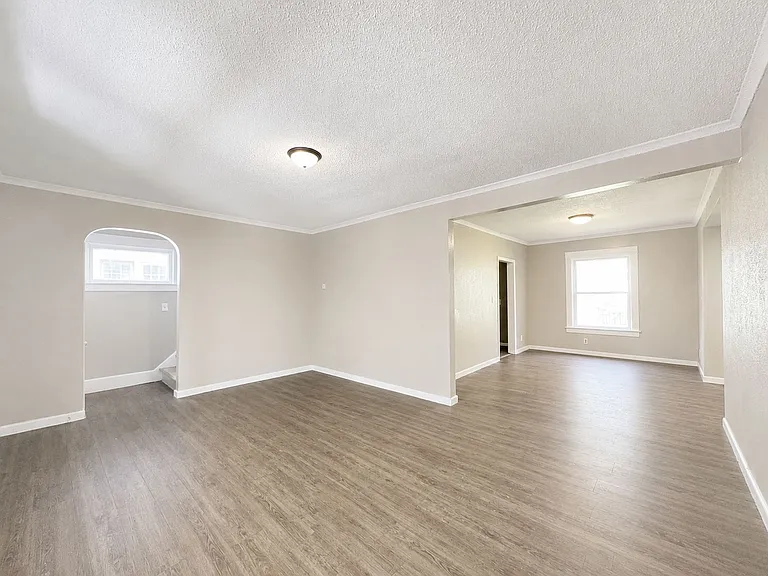 729 Utah St — Photo 4