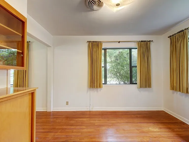 1400 Larkwood Dr — Photo 10