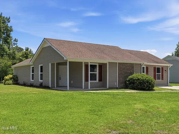 104 Hearthstone Court, Jacksonville, NC 28546
