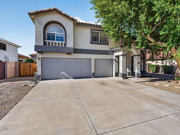 3rd image of 15746 W CALAVAR Road