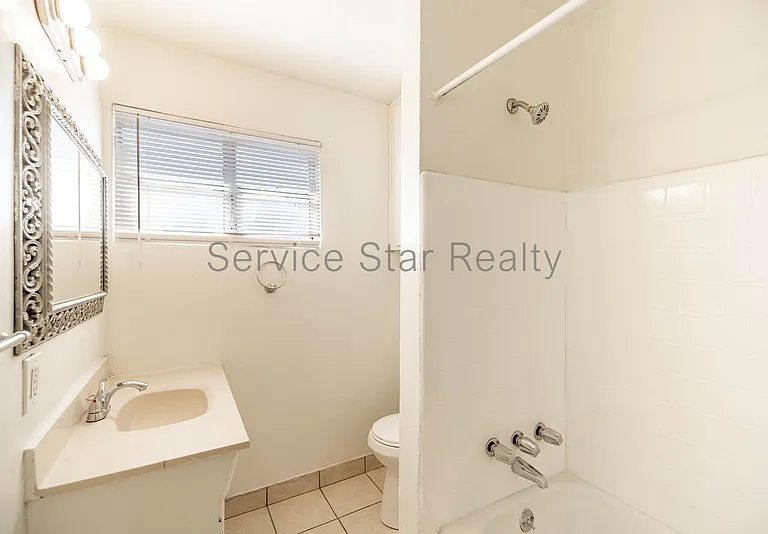 1926 E Osborn Rd #1 — Photo 13