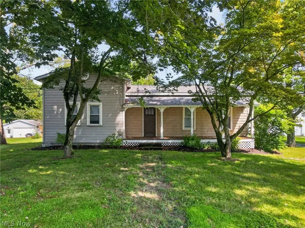 371 E Jefferson St, Jefferson, OH 44047
