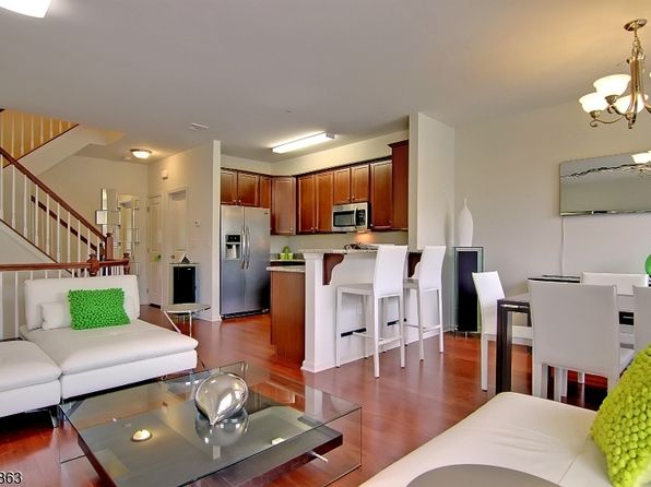 406 Waterview Ct