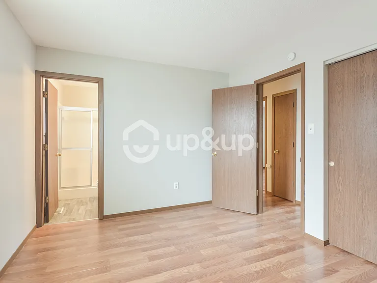 10563 Boylston Dr — Photo 6