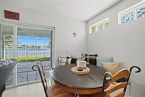 6466 Buena Vista Dr — Photo 15