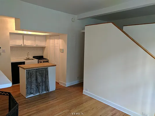 Rented by Town Residential | media 27