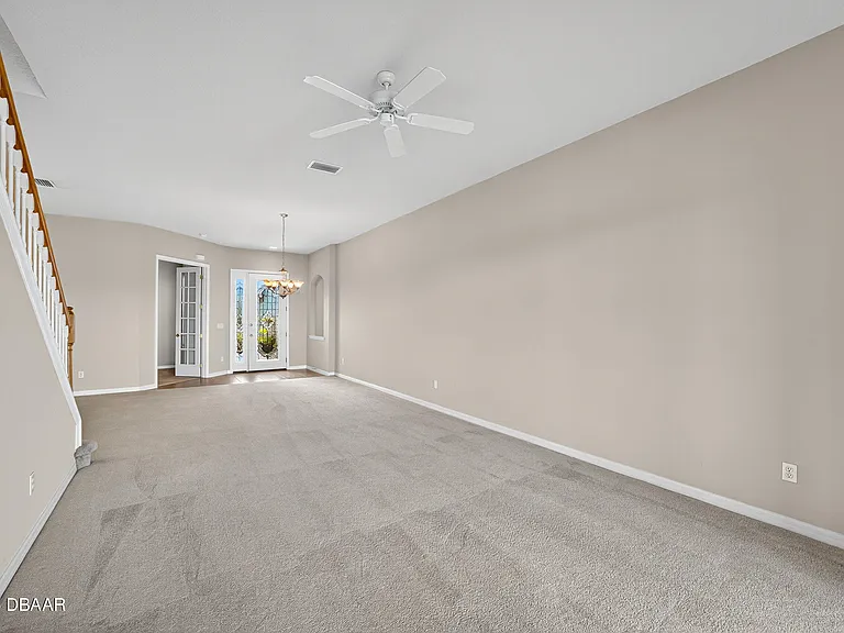 1312 Hansberry Ln — Photo 6