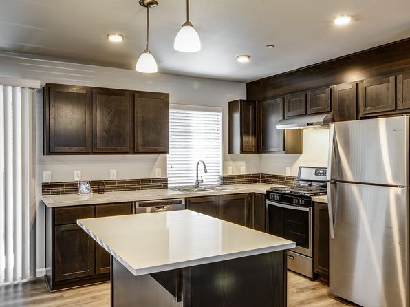 14607 NE Rose Pkwy APT 203