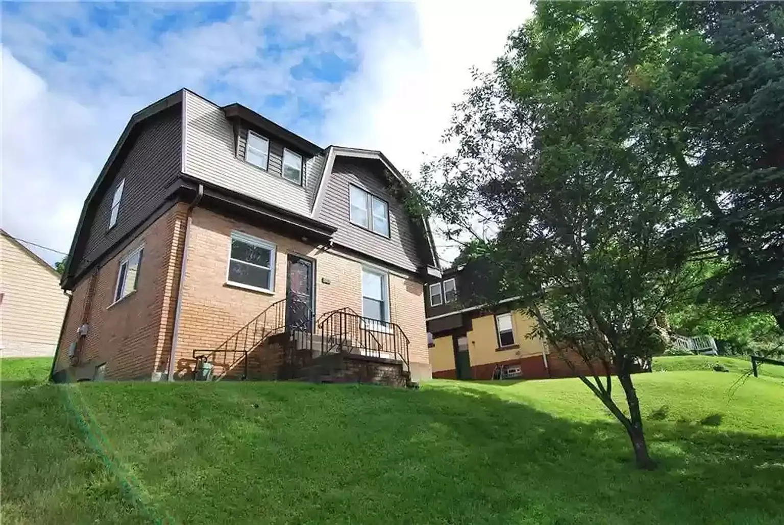 3101 Belleville St photo 1