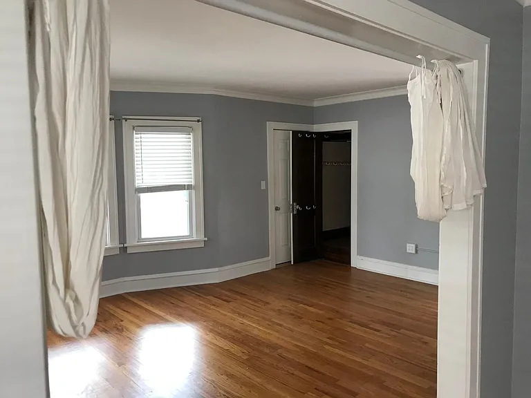 14930 Delaware Ave #UP — Photo 4