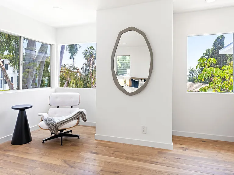1341 Sierra Alta Way — Photo 21