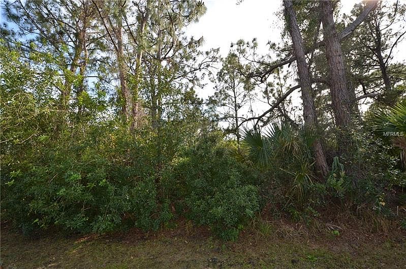 2nd image of 23125 Corvin Ave