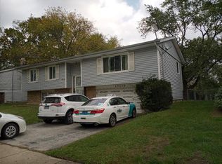 17105 Locust Dr, Hazel Crest, IL 60429
