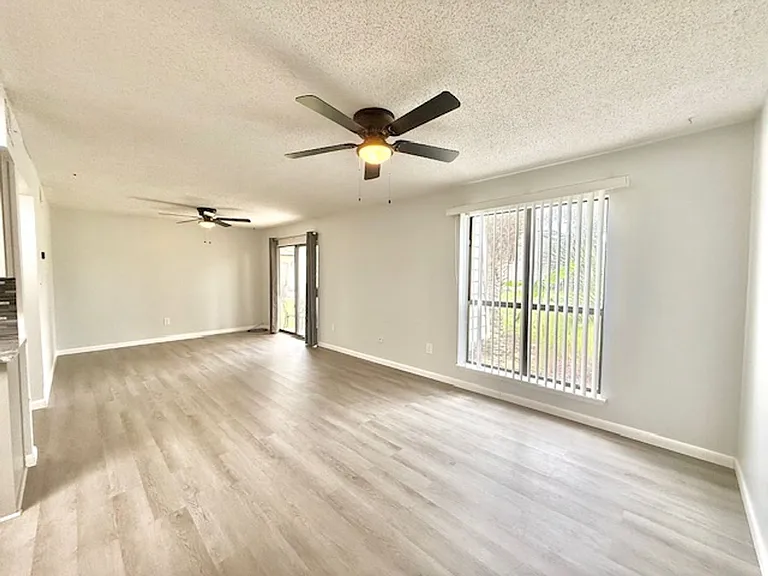 308 Miracle Strip Pkwy SW #3B — Photo 14