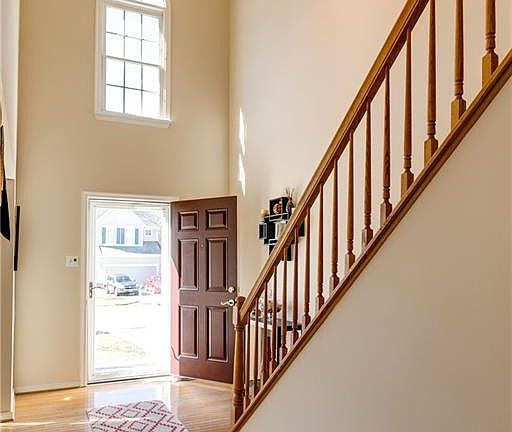 2nd image of 9533 Hungary Woods Dr