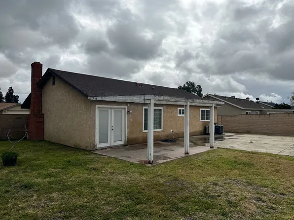 2432 S Garfield Pl, Ontario, CA 91761