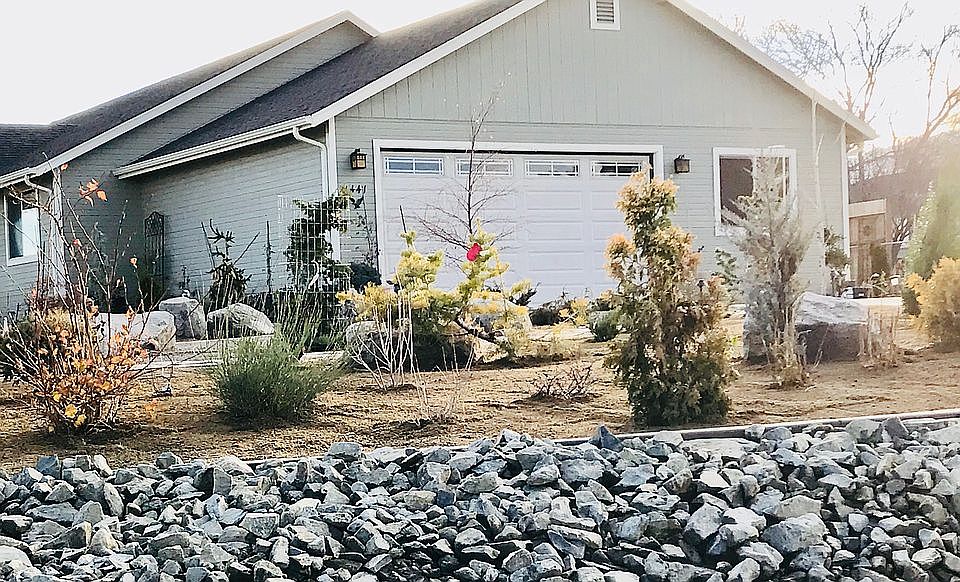 2nd image of 1441 S Riverview Dr
