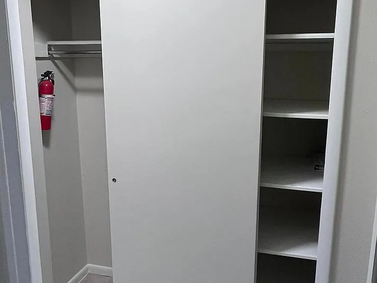 5504 Huron St #4 — Photo 11