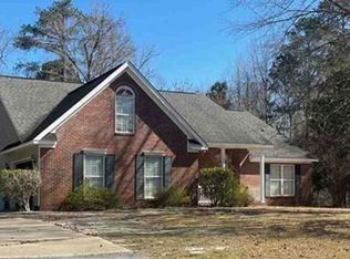 714 Old Kelly Mill Rd, Elgin, SC 29045