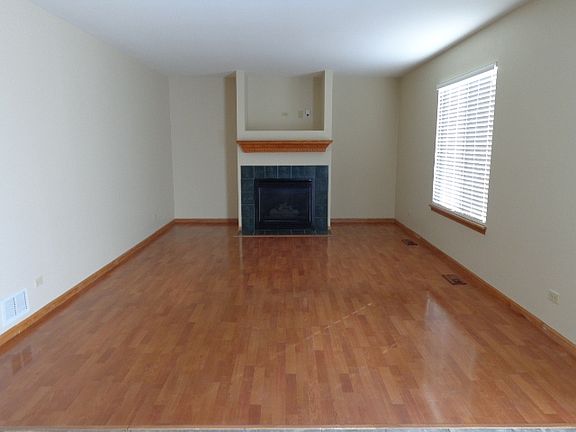 3rd image of 1337 Angeline Dr