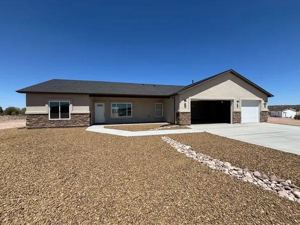 24350 N Heritage Ln, Paulden, AZ 86334
