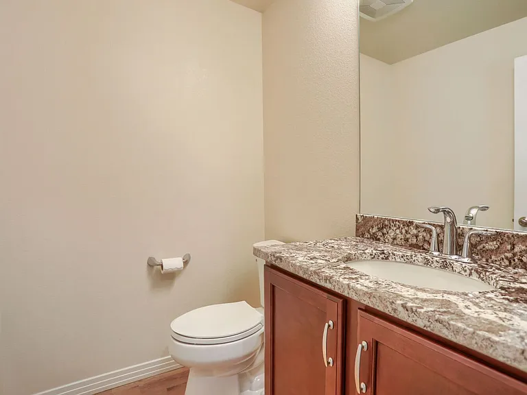 1815 Gallagher Ln — Photo 20