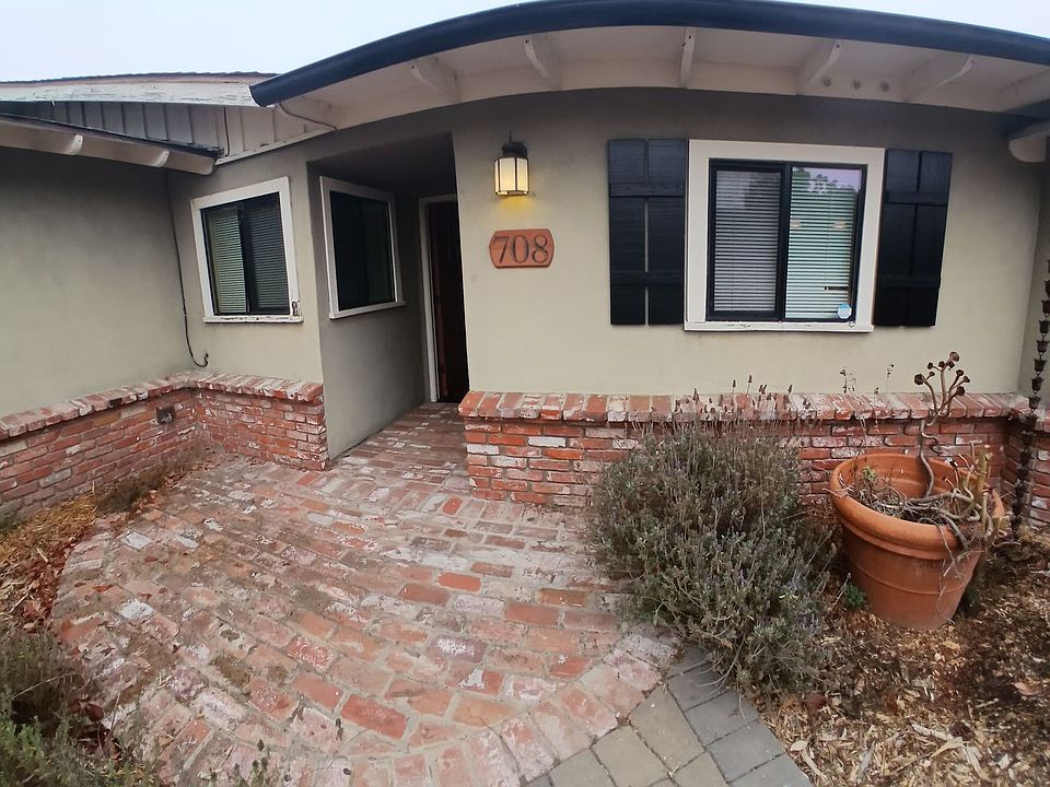 1st image of 708 Woodland Dr