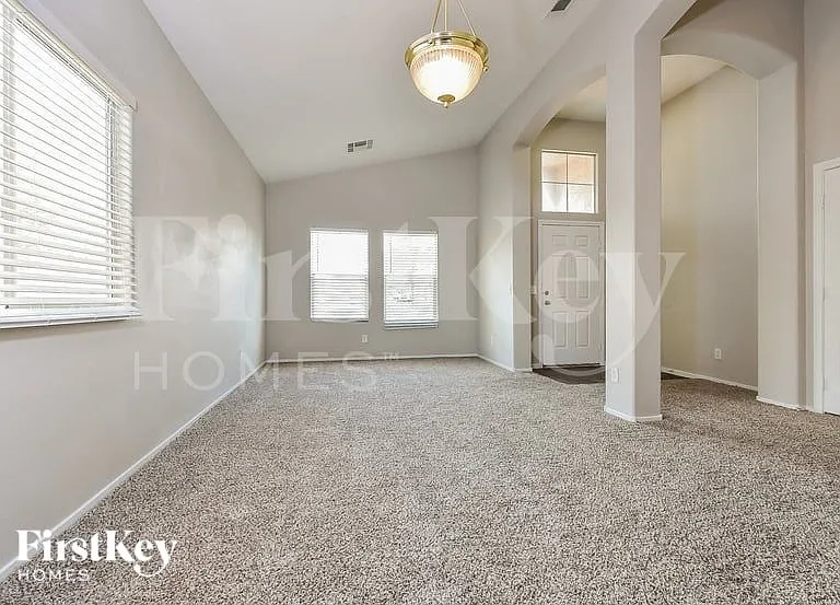 1527 Paradise Reef Ave — Photo 5