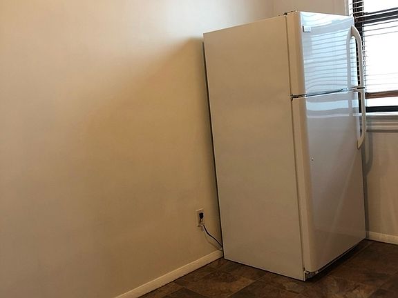 4th image of 32-53 44th St #2