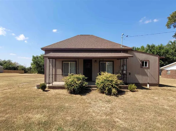 801 N 14th St, Perry, OK 73077