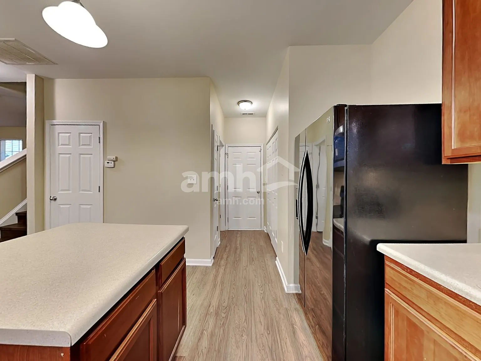 3 bed, 2.5 bath, 1430 sqft, $1,865 — Photo 3