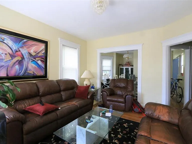 21 Park Ave #2R — Photo 8