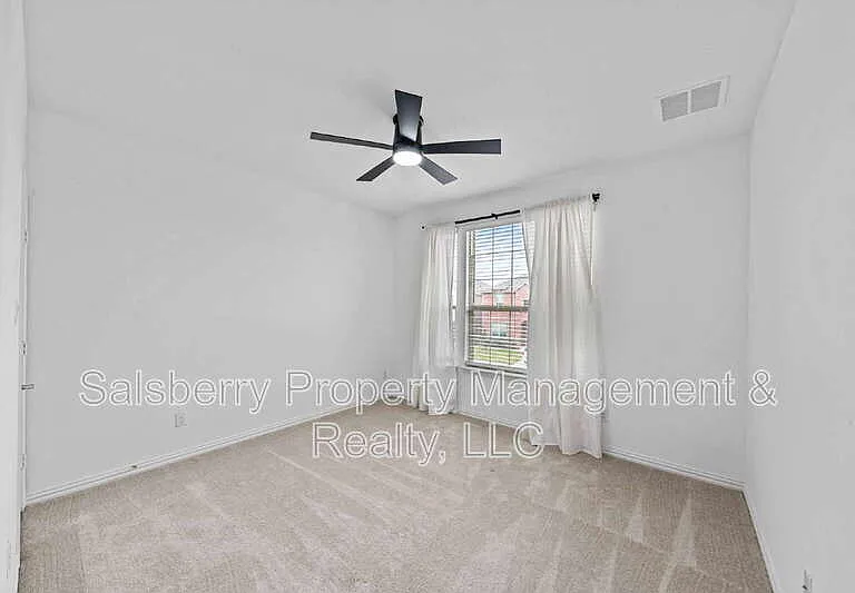 149 Cherryvale Ln — Photo 17