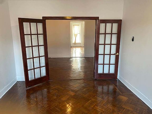 2nd image of 418 Greene Ave APT 2