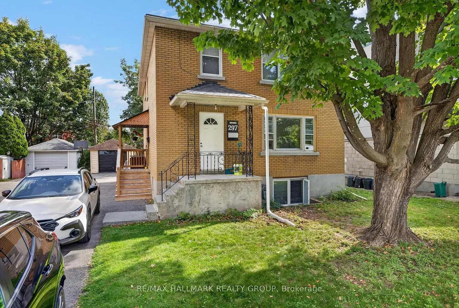297 Royal Ave — Photo 1