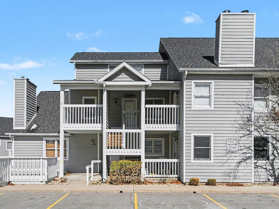 1st image of 1433 N Oakhill Dr