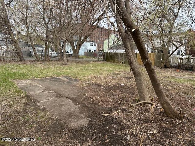 2nd image of 768 1st Avenue